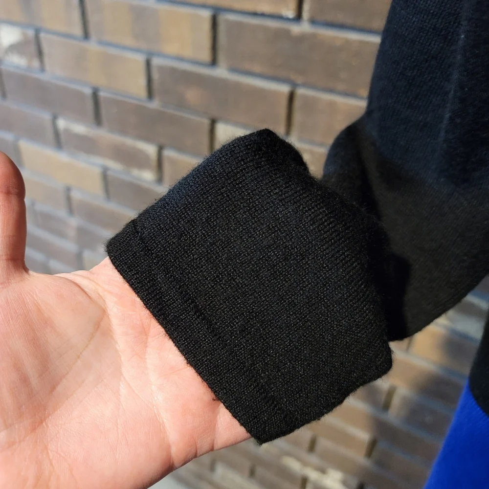 Victor Alfaro fine knit